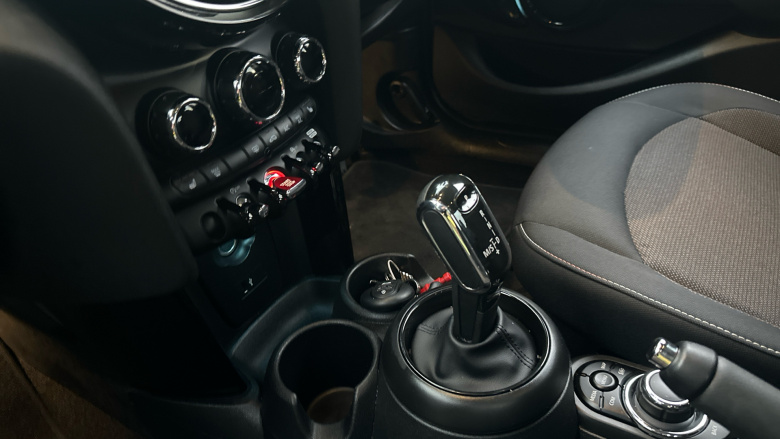 MINI Cooper 1.5 C Classic 5dr Auto Petrol Hatchback